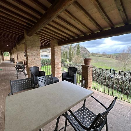 Agriturismo S. Eurosia モンタルチーノ エクステリア 写真