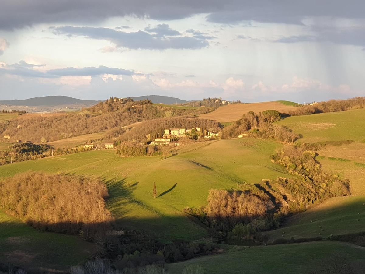 Agriturismo S. Eurosia モンタルチーノ エクステリア 写真