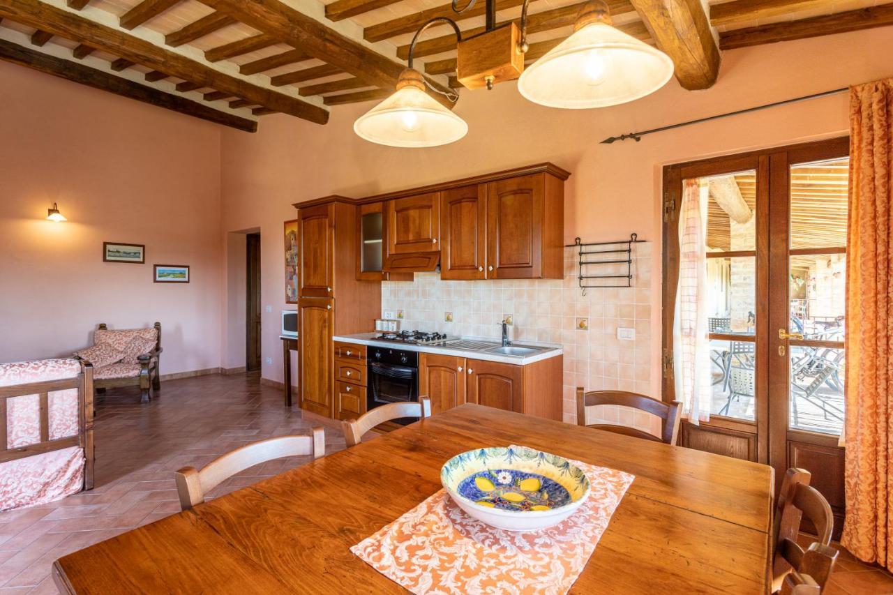 Agriturismo S. Eurosia モンタルチーノ エクステリア 写真