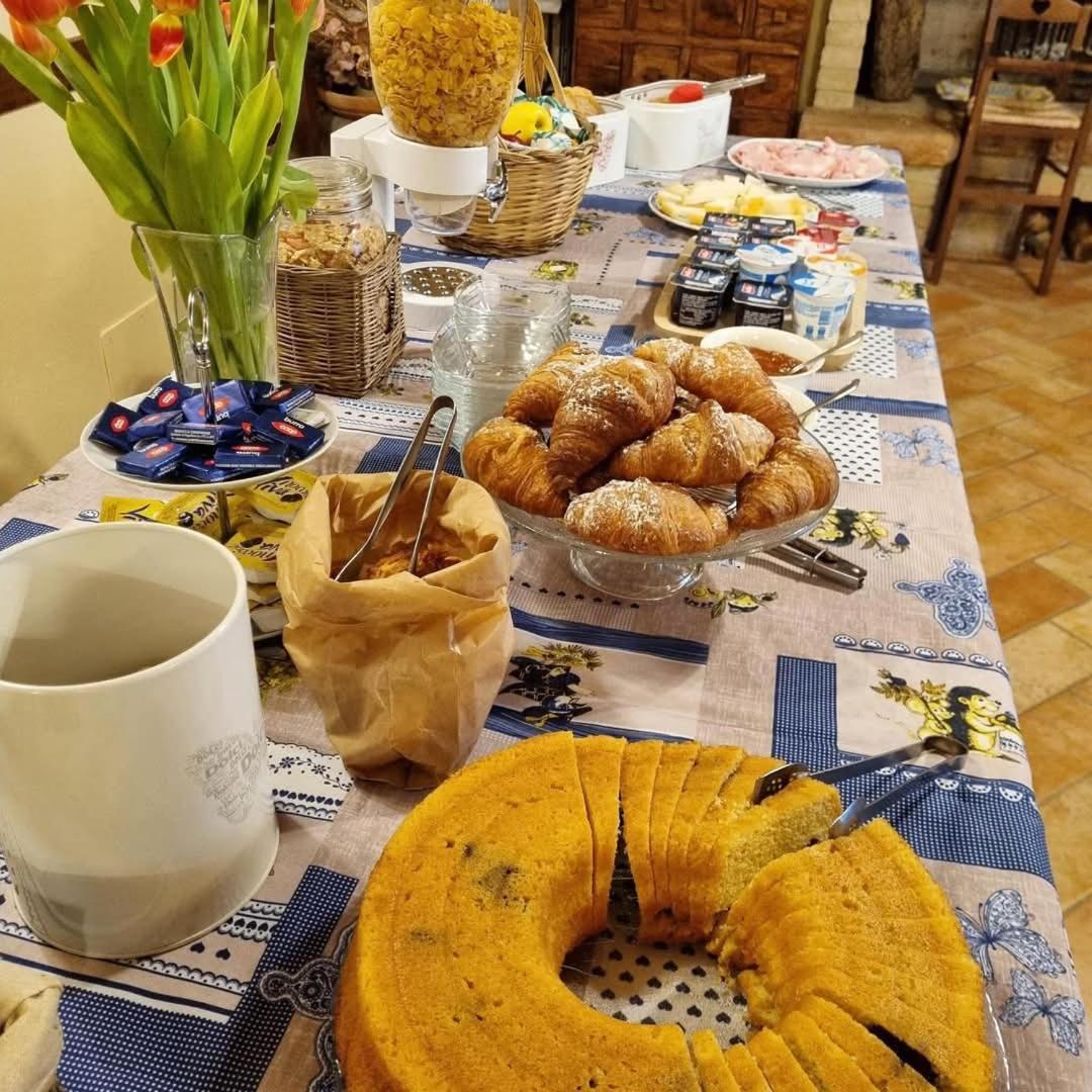 Agriturismo S. Eurosia モンタルチーノ エクステリア 写真